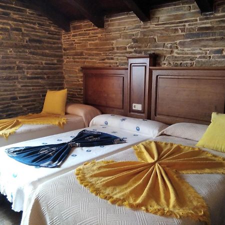 La Posada De Oscos Santa Eulalia de Oscos Bagian luar foto